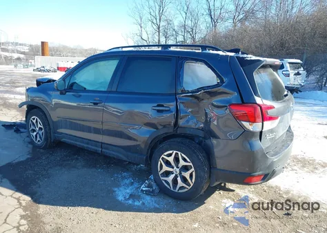 2024 Subaru Forester Premium из США, поврежденный, VIN JF2SKACC8RH509509